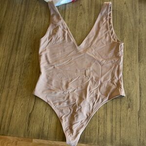 Babaton (Aritzia) size L bodysuit